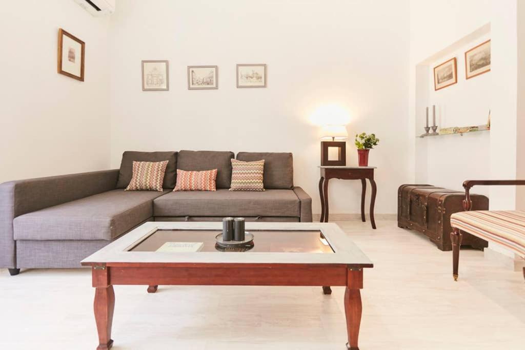 Original Y Coqueto Apartamento Junto A Plaza Mayor Διαμέρισμα Μαδρίτη Εξωτερικό φωτογραφία